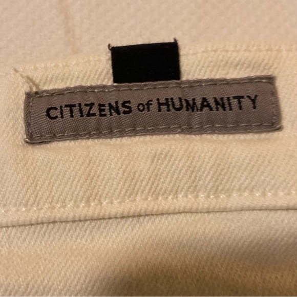 Citizens of Humanity Rocket Crop Highrise Skinny | Size 32 | Cream | Distressed - Picture 3 of 11